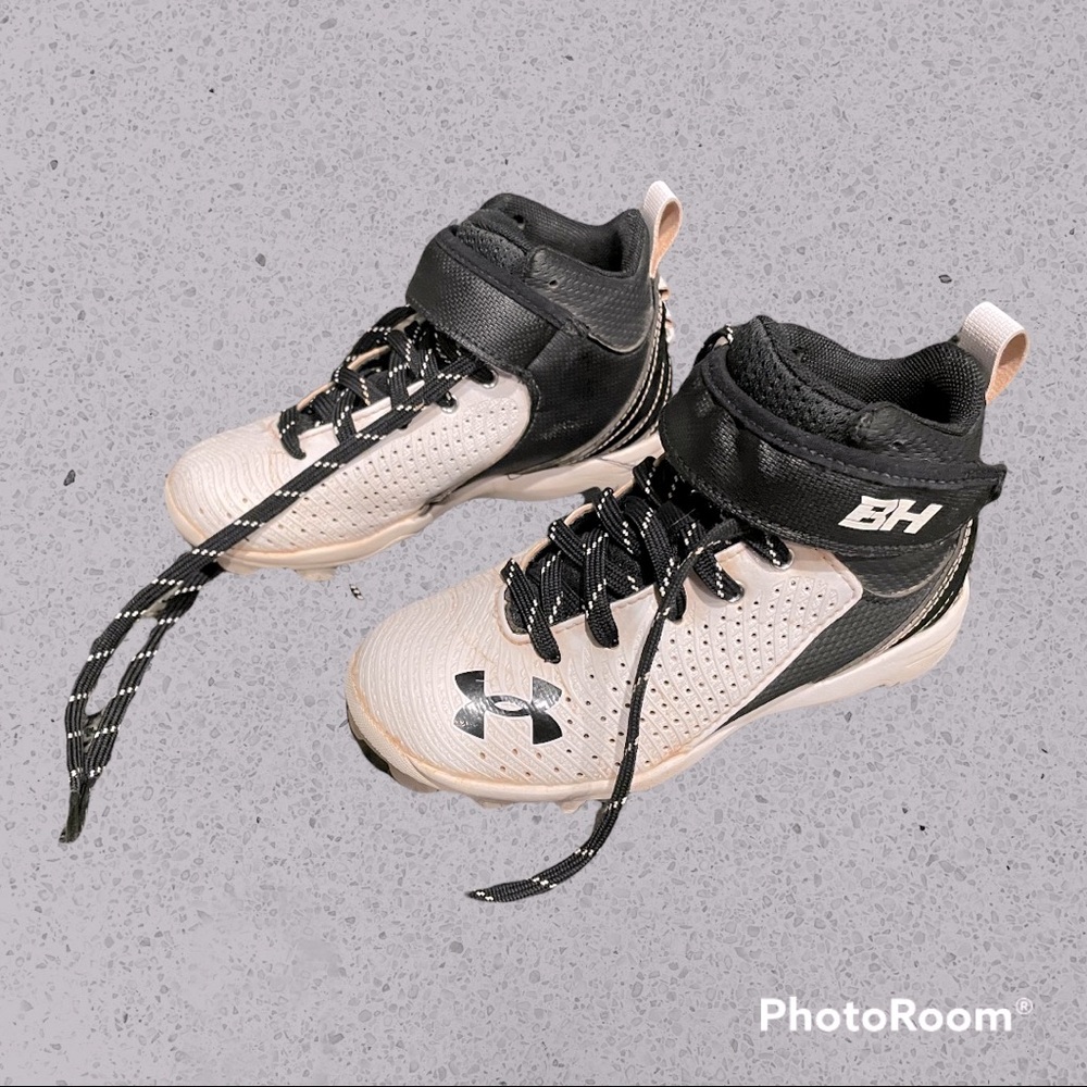 Under Armor Bryce Harper Kids baseball cleats